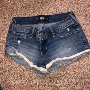 hollister short-shorts with lace trimming